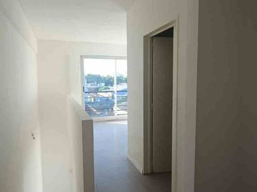 VENTA DUPLEX 2 AMB C/Balcón con parrilla -Paternal