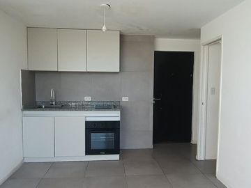 VENTA DUPLEX 2 AMB C/Balcón con parrilla -Paternal