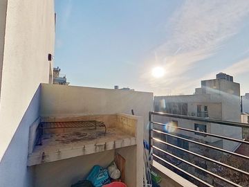 VENTA DUPLEX 2 AMB C/Balcón con parrilla -Paternal