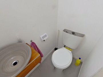 VENTA DUPLEX 2 AMB C/Balcón con parrilla -Paternal