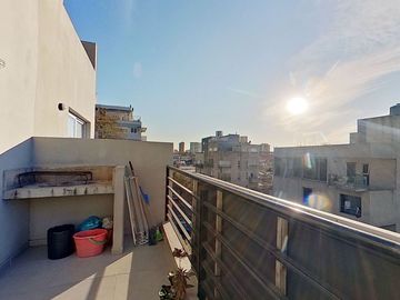 VENTA DUPLEX 2 AMB C/Balcón con parrilla -Paternal