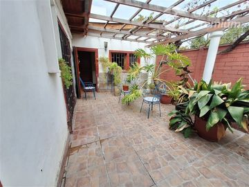 Casa en Venta en Uno sur 1700