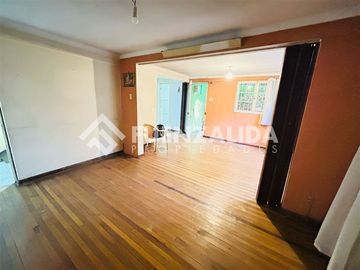 Casa en Venta en Avenida Las Torres, Lo Espejo