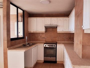 Departamento en Venta en VENDE DEPTO DUPLEX 4D 4B 2E 1B EN CONDOMINIO. PEÑALOLEN