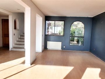 Departamento en Venta en VENDE DEPTO DUPLEX 4D 4B 2E 1B EN CONDOMINIO. PEÑALOLEN