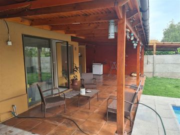 Casa en Venta en Las tejas 2267