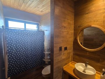 Casa en Venta en Condominio Rocas del Mar. Los Molles