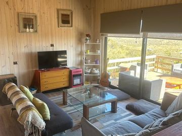 Casa en Venta en Condominio Rocas del Mar. Los Molles