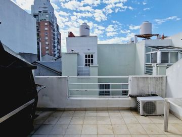 Venta PH 4 ambientes en Boedo