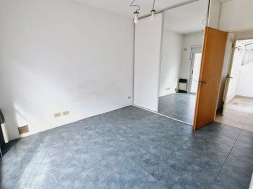 Venta PH 4 ambientes en Boedo