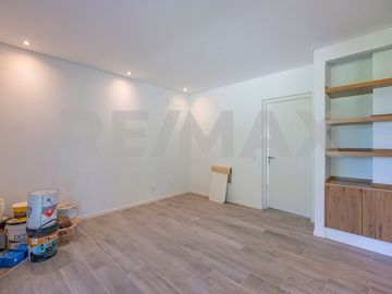 VENTA - CASA A ESTRENAR FRENTE A LA CANCHA DE POLO