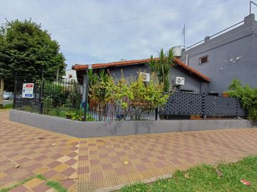 Venta Casa 5 ambientes Villa Luzuriaga La matanza