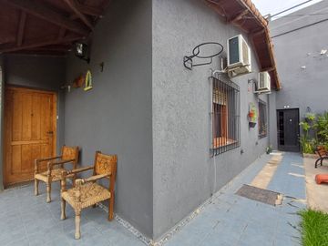 Venta Casa 5 ambientes Villa Luzuriaga La matanza