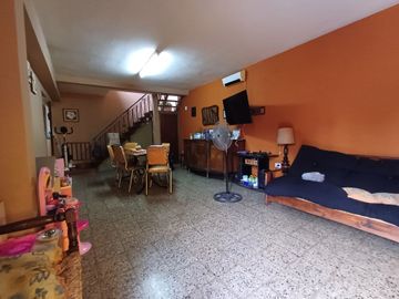 Venta Casa 5 ambientes Villa Luzuriaga La matanza