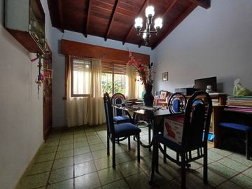Venta Casa 5 ambientes Villa Luzuriaga La matanza
