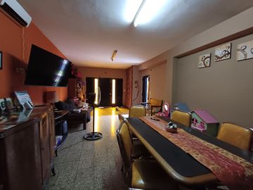 Venta Casa 5 ambientes Villa Luzuriaga La matanza