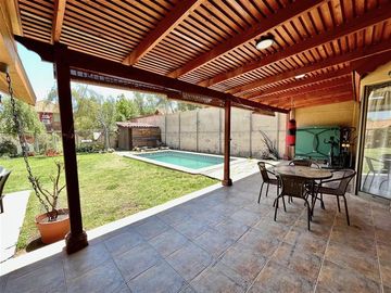 Casa en Venta en Hacienda el Peñón, Puente Alto