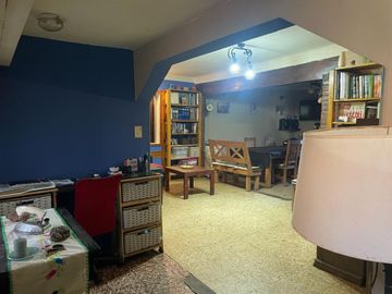 VENTA CASA 4 AMB. EL TALAR CON PILETA Y COCHERA