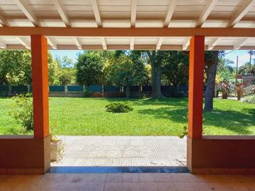 HERMOSA QUINTA EN 9 DE ABRIL-FINANCIACIÓN DIRECTA