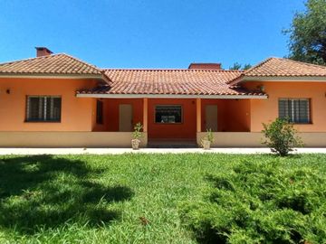 HERMOSA QUINTA EN 9 DE ABRIL-FINANCIACIÓN DIRECTA
