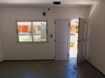 HERMOSA QUINTA EN 9 DE ABRIL-FINANCIACIÓN DIRECTA