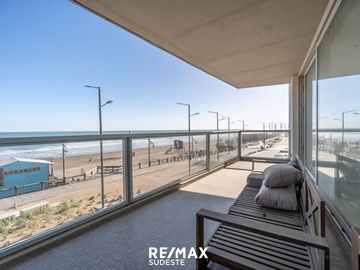 Departamento de 3 dormitorios en Monte Hermoso