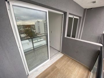 DEPARTAMENTO 2 AMBIENTES BALCON EN VENTA EN MORÓN