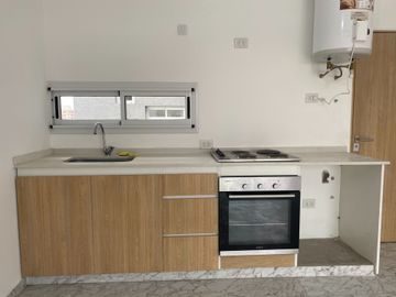 DEPARTAMENTO 2 AMBIENTES BALCON EN VENTA EN MORÓN