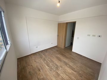 DEPARTAMENTO 2 AMBIENTES BALCON EN VENTA EN MORÓN