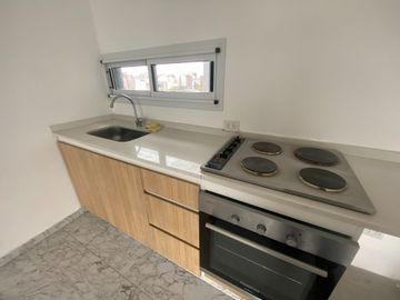DEPARTAMENTO 2 AMBIENTES BALCON EN VENTA EN MORÓN