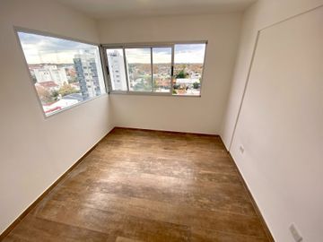 DEPARTAMENTO 2 AMBIENTES BALCON EN VENTA EN MORÓN