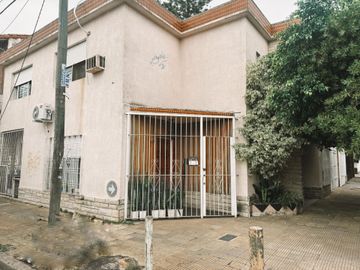 PH 4 AMBIENTES VENTA HAEDO TIPO DUPLEX COCHERA