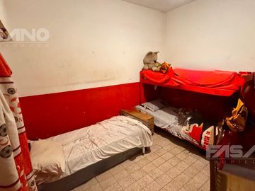 432m2 terreno con casa 3 amb/a refacc, José León Suarez