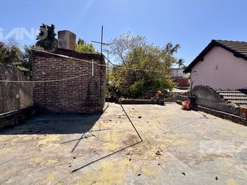 432m2 terreno con casa 3 amb/a refacc, José León Suarez