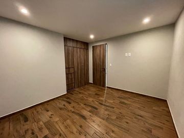 *Venta Departamento Modelo Pensil