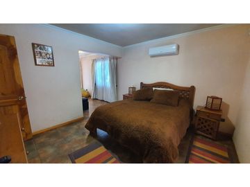 Vende Parcela de Agrado 4D 3B con piscina en Calle Larga