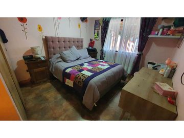 Vende Parcela de Agrado 4D 3B con piscina en Calle Larga