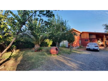 Vende Parcela de Agrado 4D 3B con piscina en Calle Larga