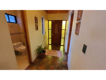 Vende Parcela de Agrado 4D 3B con piscina en Calle Larga