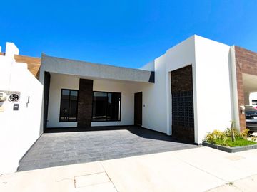 CASA EN VENTA EN FRACC, LOMAS DE LA RIOJA. RIVIERA VERACRUZANA, ALVARADO,
