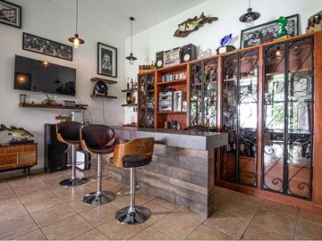 CASA EN RENTA PRIVADA VERGEL SOBRE AVENIDA CHAPULTEPEC FRENTE AL PARQUE TANGAMANGA