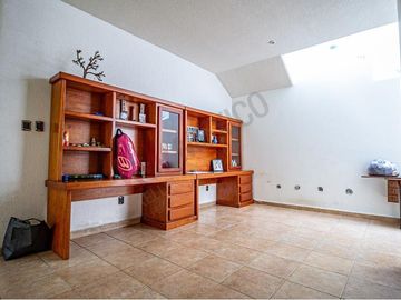 CASA EN RENTA PRIVADA VERGEL SOBRE AVENIDA CHAPULTEPEC FRENTE AL PARQUE TANGAMANGA