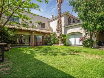 CASA EN RENTA PRIVADA VERGEL SOBRE AVENIDA CHAPULTEPEC FRENTE AL PARQUE TANGAMANGA