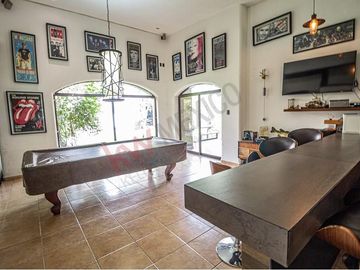 CASA EN RENTA PRIVADA VERGEL SOBRE AVENIDA CHAPULTEPEC FRENTE AL PARQUE TANGAMANGA