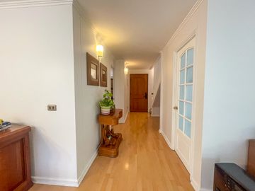 CASA EN VENTA 4 HAB 3 BAÑOS Y 2 ESTAC - SANTA DELIA