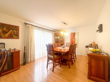 CASA EN VENTA 4 HAB 3 BAÑOS Y 2 ESTAC - SANTA DELIA