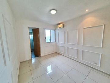 Amplio Apartamento en Ph Altamar con Vista al Mar