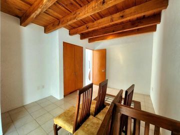 CASA EN VENTA,  VALLE DE BRAVO.