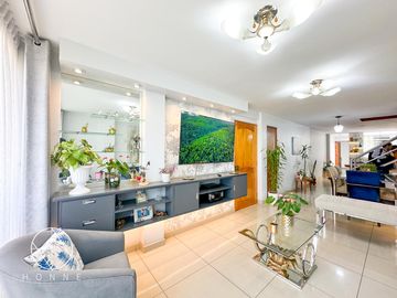 Duplex mas terraza en San Juan de Miraflores a espaldas del Mall Atocongo