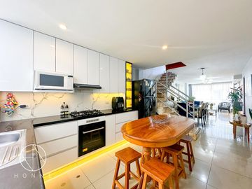 Duplex mas terraza en San Juan de Miraflores a espaldas del Mall Atocongo